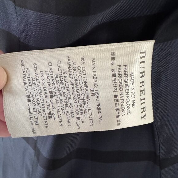 Burberry Navy Double-Breasted Trench Coat Size M / US 6 / Burberry Size 8 - Picture 11 of 16